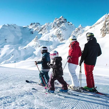 Confortable T2, Skis Aux Pieds, Proche Commerces - Fr-1-182a-18 Appartement Courchevel